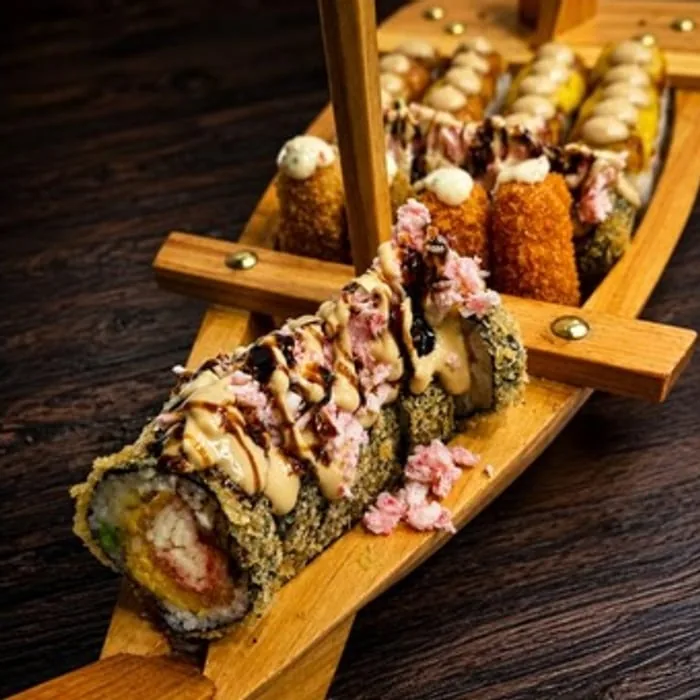 barcos de Shitorii Sushi