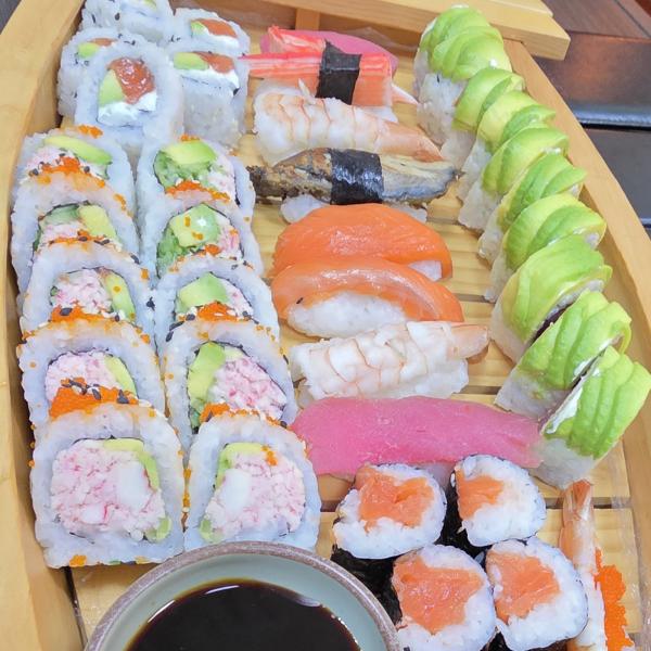 Sushi Mixto Clásico especial 40 piezas - Shitorii Sushi